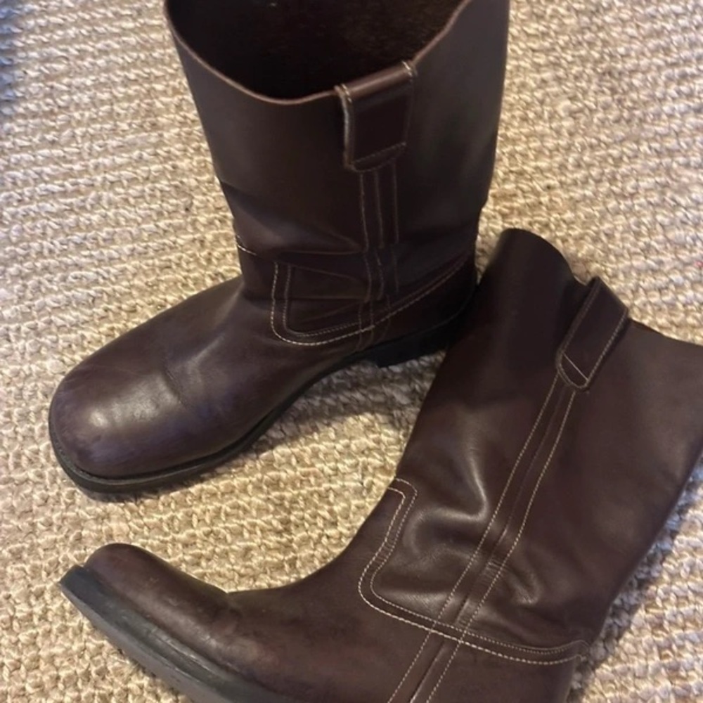 Chic Brown Heeled Boots for Women